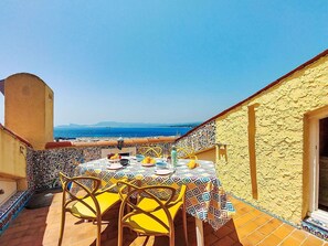 Bleu, Jaune, Balcon, Tache De Bois, Hôtel, Plante D'Appartement