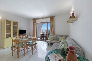 Living and dining room