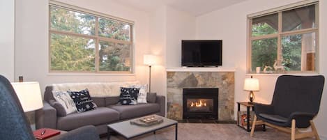 Family size spacious living room with Gas Fireplace