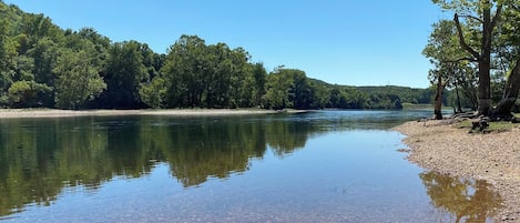 Lake TaneyComo is a short walk from condo