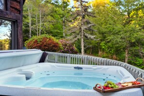 7 person Hot Tub