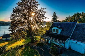 Views of water, mountains and sunsets are beautiful from all three decks.