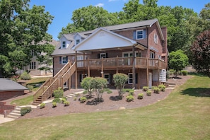 Waterside view of home 