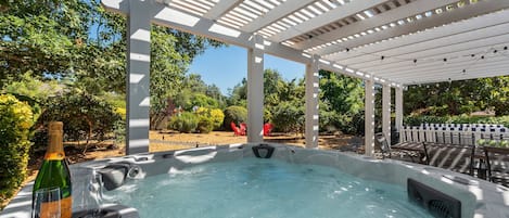 Relax in the stunning 6 person hot tub and enjoy the night skies!