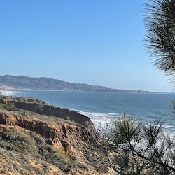 Torrey Pines State Reserve; a 15 min walk/5 min drive away. Parking pass incl.
