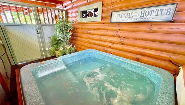 Indoor spa tub