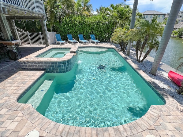 Pic 1 - Pool