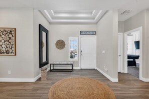 Wide open entryway!