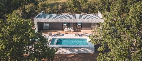 Villa Romana avec sa piscine et SPA privés dans un cadre de verdure