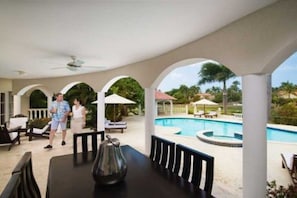 Outdoor dining