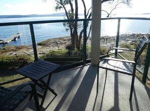 Beautiful place to sit and watch the sunrise and sunset. 