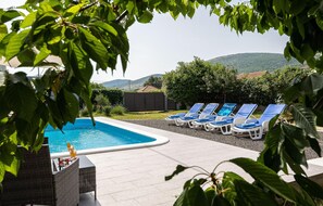 pool