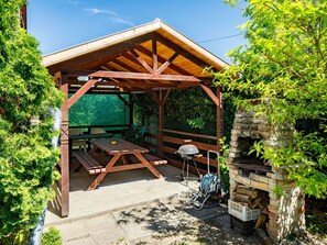 Plant, Sky, Property, Plant Community, Table, Shade, Botany, Wood, Tree, Outdoor Furniture