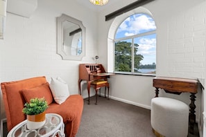 Sitting Area