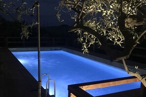 Holiday Home Swimming Pool