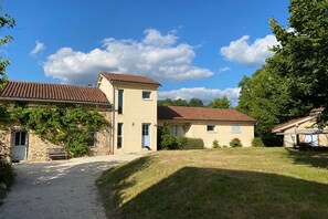 Extérieur maison de vacances [été]