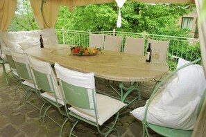 Terrasse / Balkon
