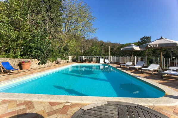 Schwimmbad des Ferienhauses