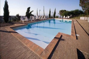 Holiday Home Swimming Pool