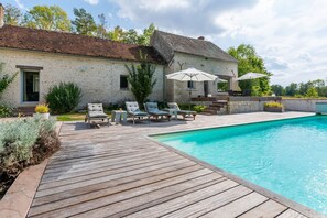 Außenseite Ferienhaus [Sommer]