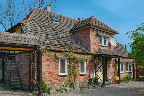 Holiday Home Exterior [summer]