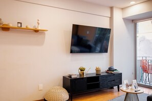 Your comfort zone with a Smart TV.


