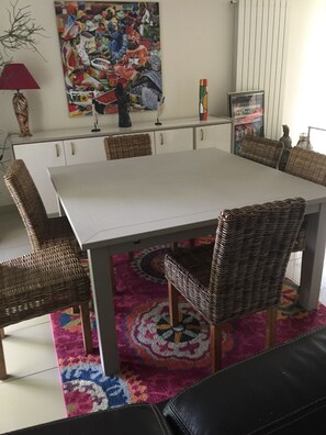 SALLE A MANGER