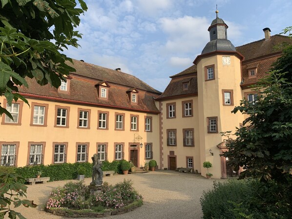 Das Schloss Roßbach