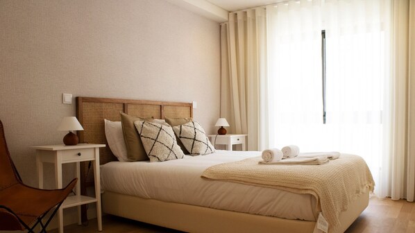 Lovely bedroom with comfortable mattress and cozy linen #cozy #lovely