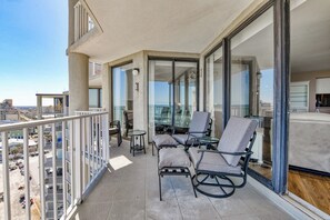 One Ocean Place 1207