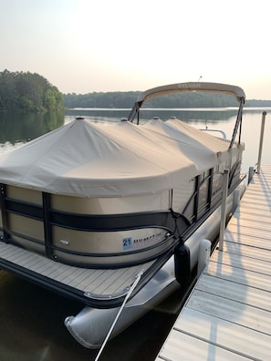 Pontoon