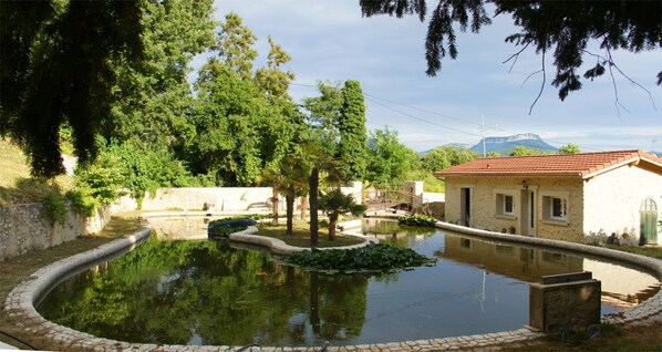 Jardines del alojamiento