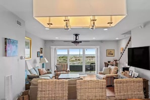 Dining room, there is a balcony on both sides of this floor (ocean breeze :)