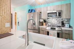 Amazing Brand New Kitchen!