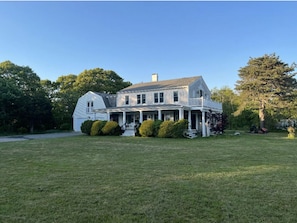 1065 Shore Road property