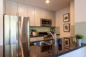 Full size appliances including dishwasher