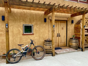 This is where you'll enter the home.  Ask about private biking tours!