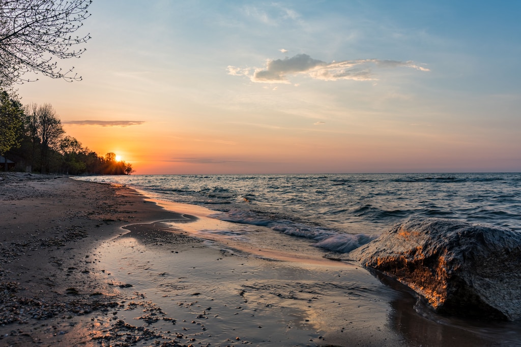 Escape to Serenity: Michigan's Wells State Park Awaits