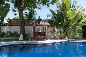 Palm Villa - Beachside Sanur (908)