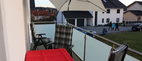 Ferienwohnung Wendelstein, für 6 Personen, 108 qm, Balkon-Balkon im Sommer