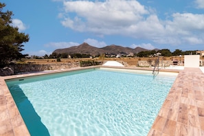Piscine maison de vacances