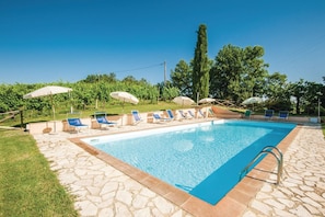 Holiday Home Swimming Pool