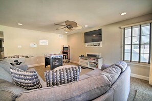 Living Room | Pacman Arcade Game | Board Games