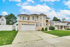 Property Exterior | Garage (1 Vehicle) | Driveway (2 Vehicles) | Street Parking