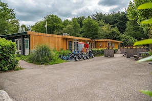 Holiday Park Facilities and Services 