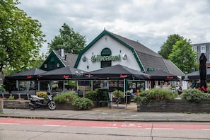 Holiday Park Facilities and Services 