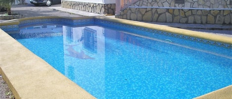 Piscina casa vacanze