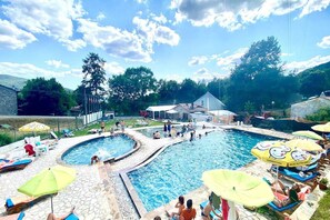 Holiday Home Swimming Pool