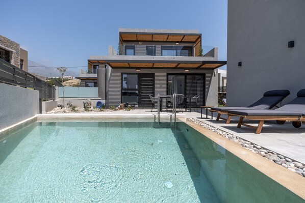 Paligremnos Residence  with a sensory driven design private pool.