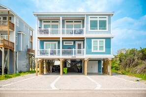 Exterior - Front